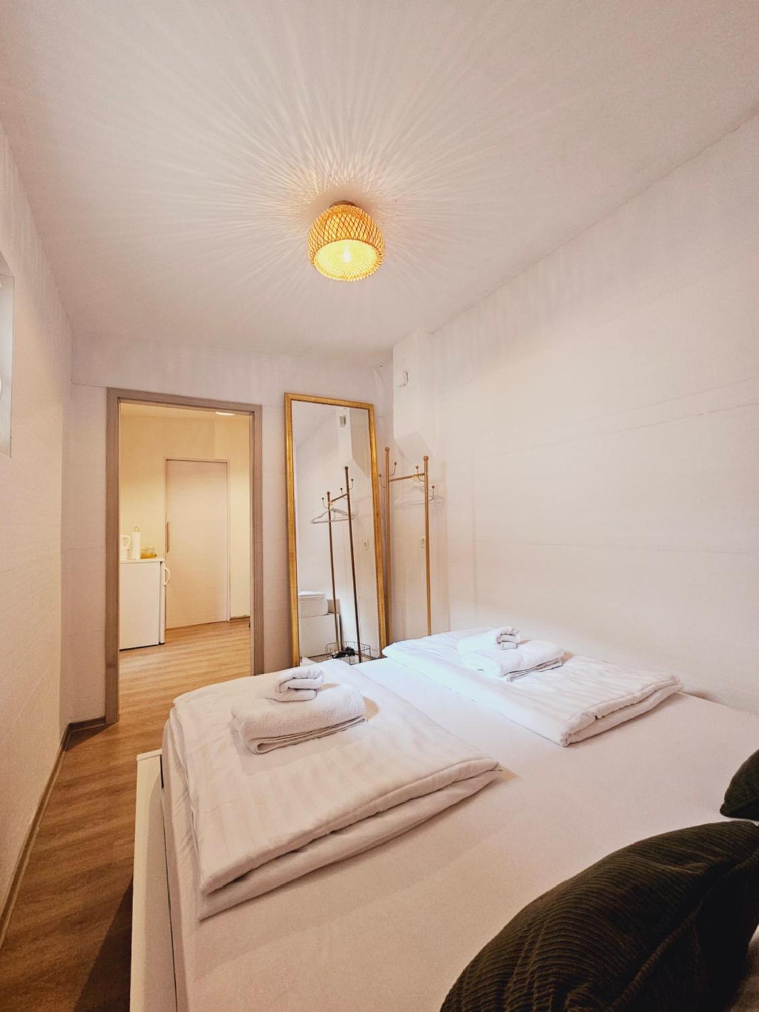 Ljubljana Center Budget Apartment Esterno foto
